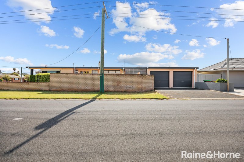 Photo - 1 Hayward Street, South Bunbury WA 6230 - Image 32