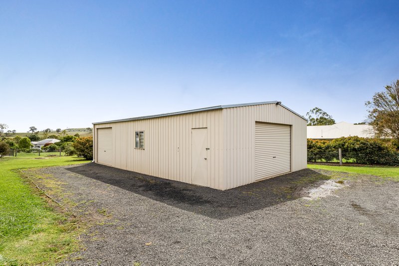 Photo - 1 Hazelmere Court, Hodgson Vale QLD 4352 - Image 4