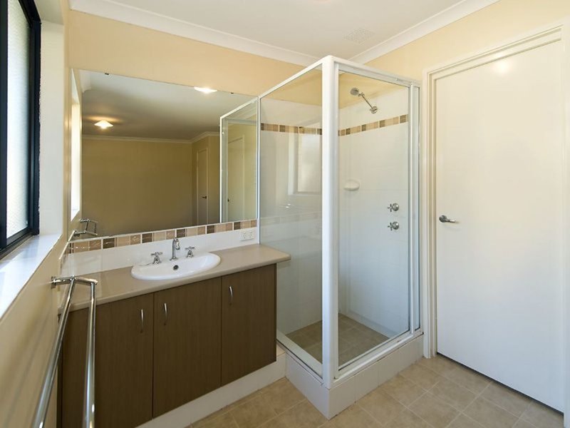 Photo - 1 Heaney Way, Canning Vale WA 6155 - Image 3