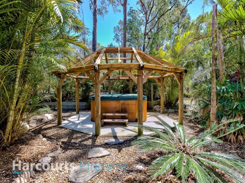 Photo - 1 Heath Ct , Cashmere QLD 4500 - Image 15