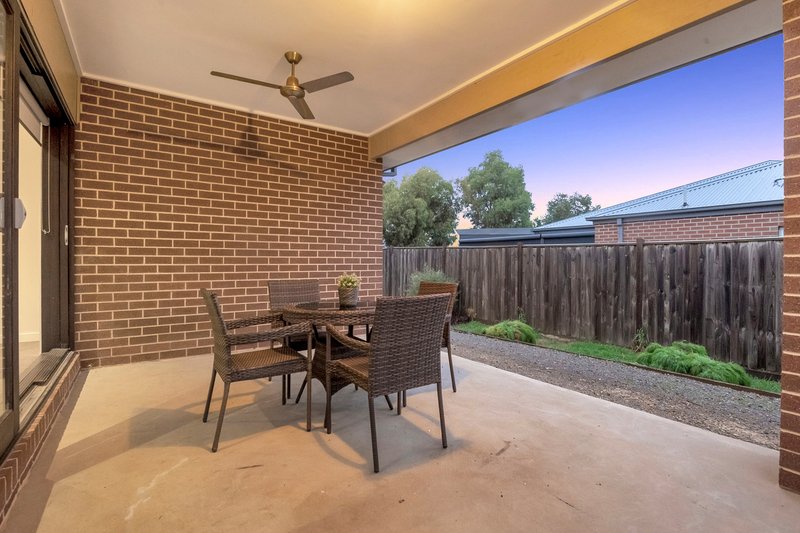 Photo - 1 Hickory Road, Mickleham VIC 3064 - Image 14