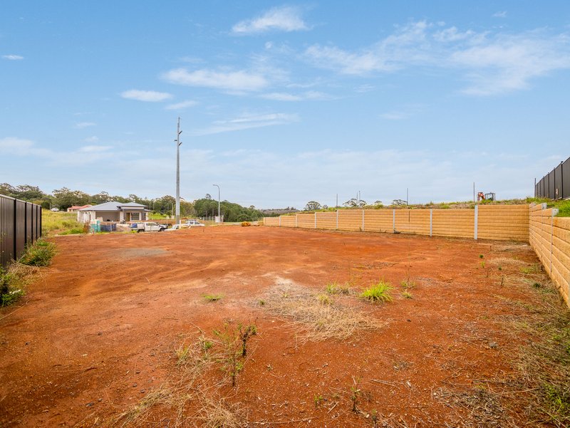 Photo - 1 Hidden Valley Circuit, Chilcotts Grass NSW 2480 - Image 3
