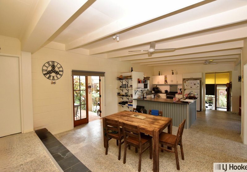 Photo - 1 Hielscher Street, Tully QLD 4854 - Image 2