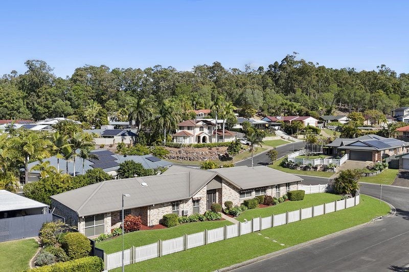 Photo - 1 Hillgrove Court, Oxenford QLD 4210 - Image 2