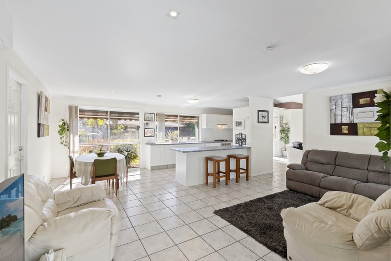 Photo - 1 Hillgrove Court, Oxenford QLD 4210 - Image 11