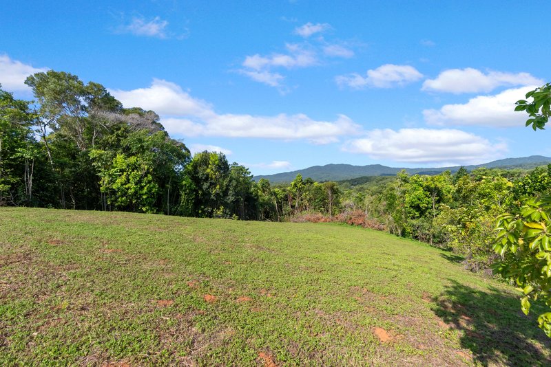 Photo - 1 Hilltop Close, Kuranda QLD 4881 - Image 3