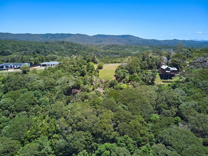 Photo - 1 Hilltop Close, Kuranda QLD 4881 - Image 10