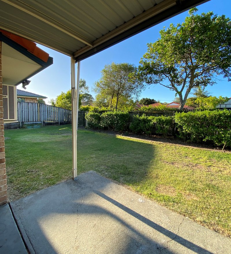 Photo - 1 Holland Crescent, Wynnum West QLD 4178 - Image 12