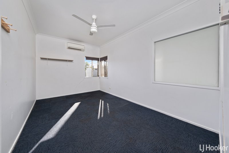 Photo - 1 Hollingsworth Street, Kawana QLD 4701 - Image 4