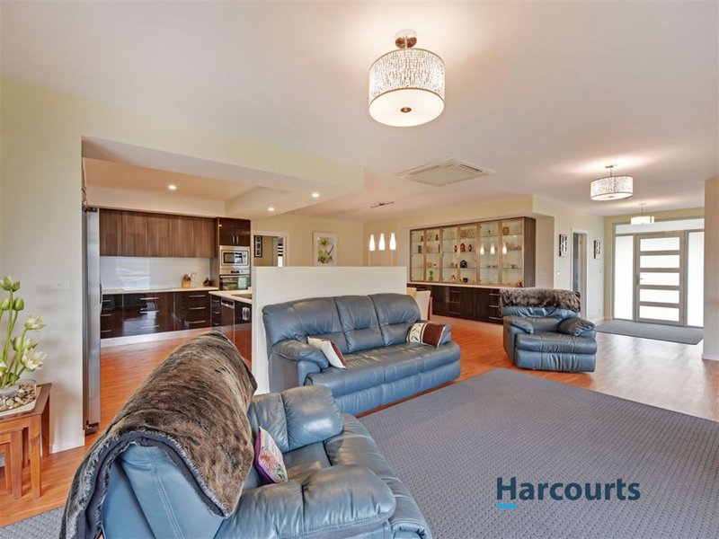 Photo - 1 Holliview Way, Ulverstone TAS 7315 - Image 4