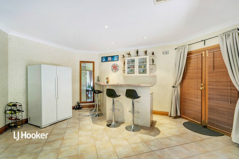 Photo - 1 Holly Place, Golden Grove SA 5125 - Image 4