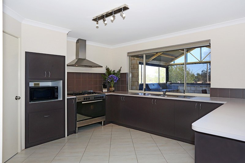 Photo - 1 Hollyford Place, Dardanup WA 6236 - Image 4