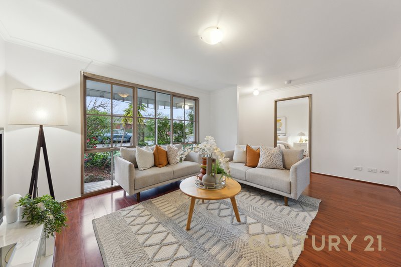 Photo - 1 Holt Place, Pakenham VIC 3810 - Image 2