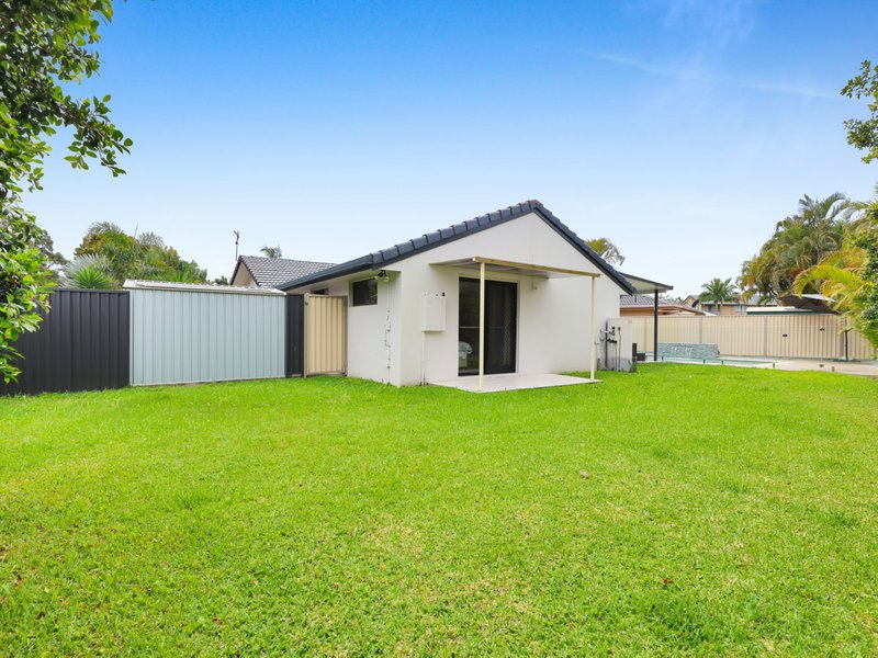 Photo - 1 Homebush Drive, Robina QLD 4226 - Image 4