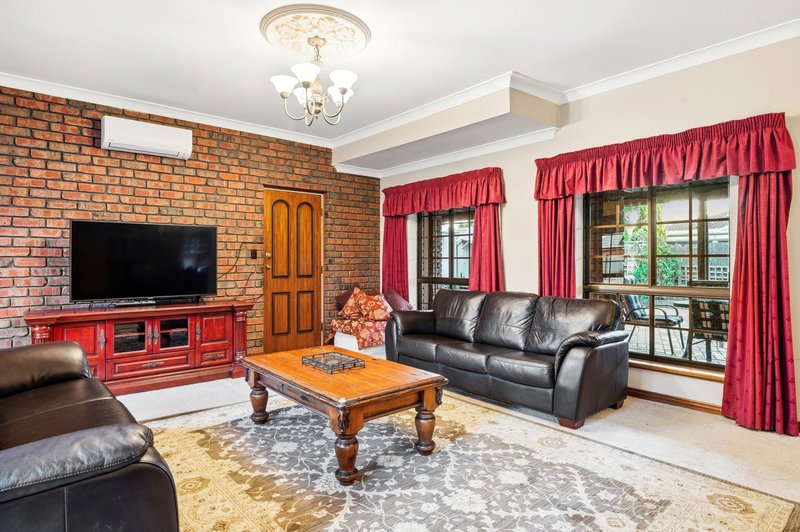 Photo - 1 Honolulu Grove, West Lakes SA 5021 - Image 5