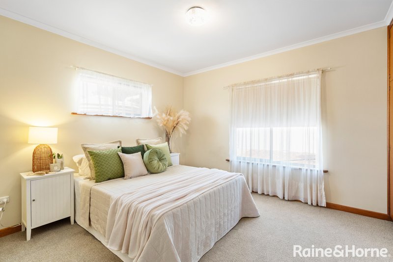 Photo - 1 Hooper Road, Strathalbyn SA 5255 - Image 9