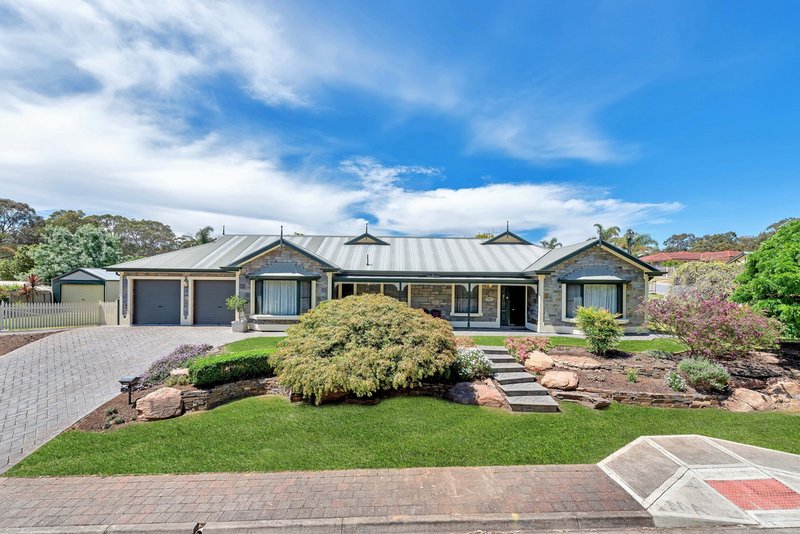 1 Horseshoe Drive, Woodcroft SA 5162