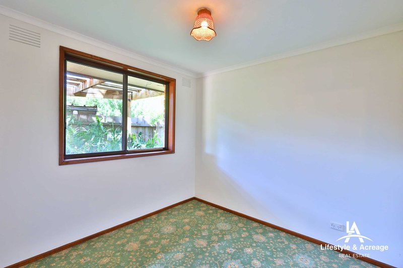 Photo - 1 Hosking Court, Pakenham VIC 3810 - Image 6