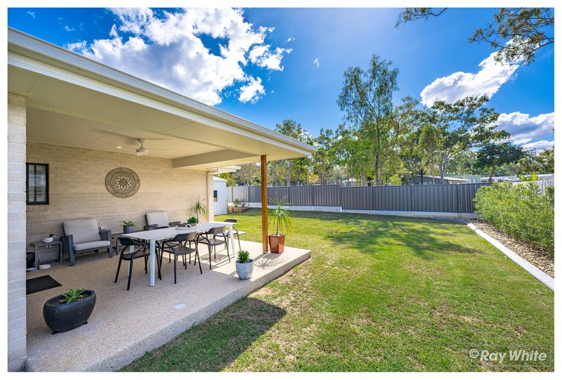 Photo - 1 Hovea Court, Norman Gardens QLD 4701 - Image 28