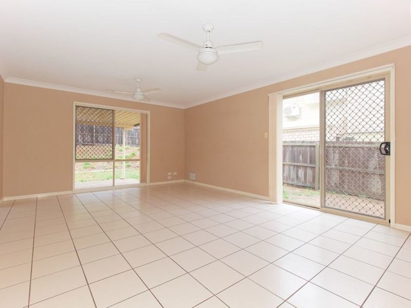 Photo - 1 Huegill Street, Calamvale QLD 4116 - Image 5