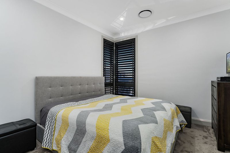 Photo - 1 Hungerford Street, Catherine Field NSW 2557 - Image 7