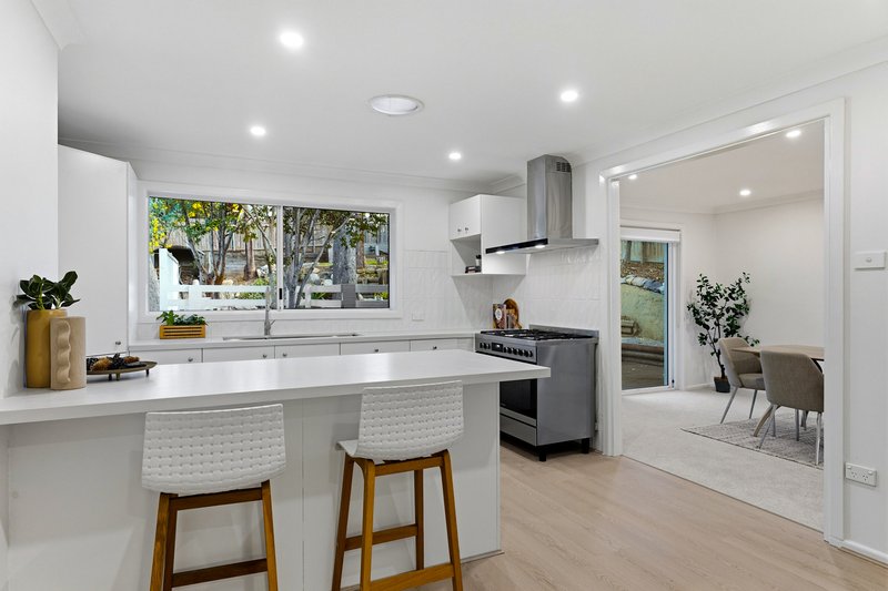 Photo - 1 Hunter Way, Faulconbridge NSW 2776 - Image 3