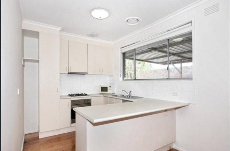 Photo - 1 Huntingdale Court, Craigieburn VIC 3064 - Image 2