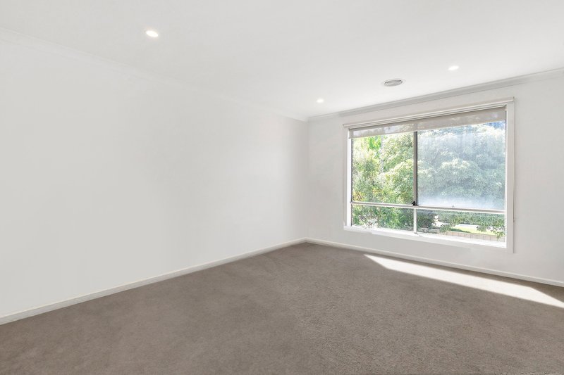 Photo - 1 Ikara Street, Mornington VIC 3931 - Image 6