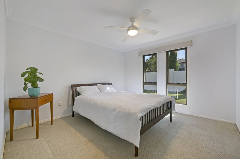 Photo - 1 Ilkinia Avenue, Broadbeach Waters QLD 4218 - Image 13