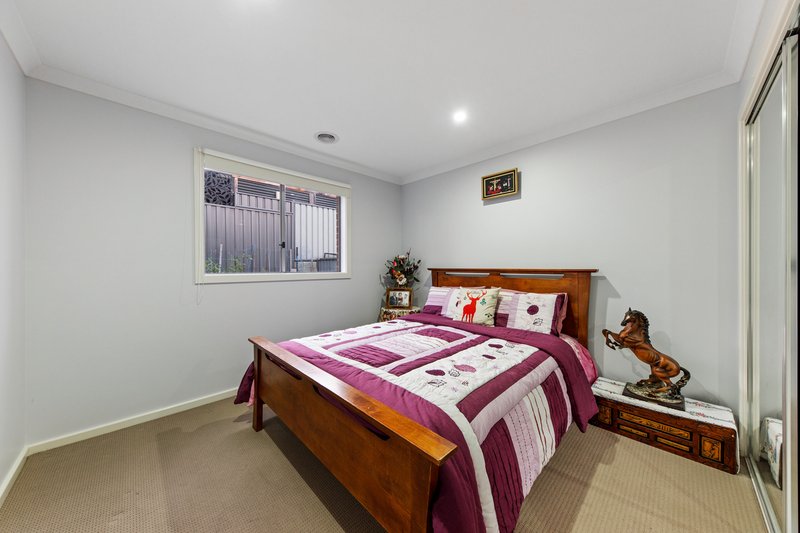 Photo - 1 Illawarra Way, Pakenham VIC 3810 - Image 18