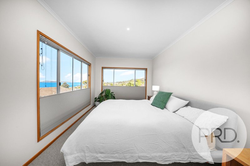 Photo - 1 Illira Way, Blackmans Bay TAS 7052 - Image 4