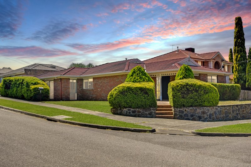 1 Illoura Street, Watsonia VIC 3087