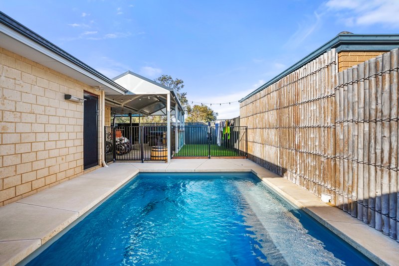 Photo - 1 Ingarfield Green, Baldivis WA 6171 - Image 2