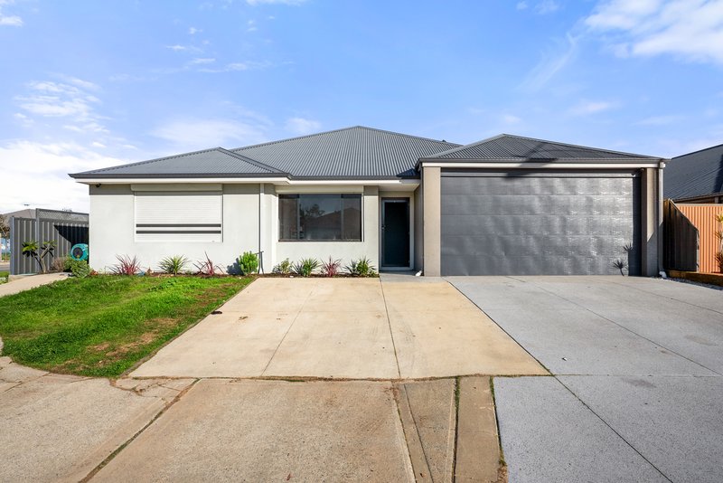 Photo - 1 Ingarfield Green, Baldivis WA 6171 - Image 3