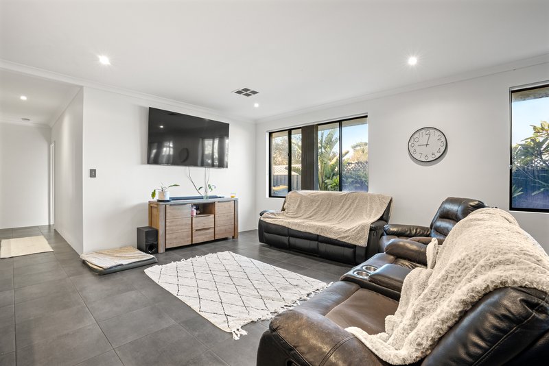 Photo - 1 Ingarfield Green, Baldivis WA 6171 - Image 9