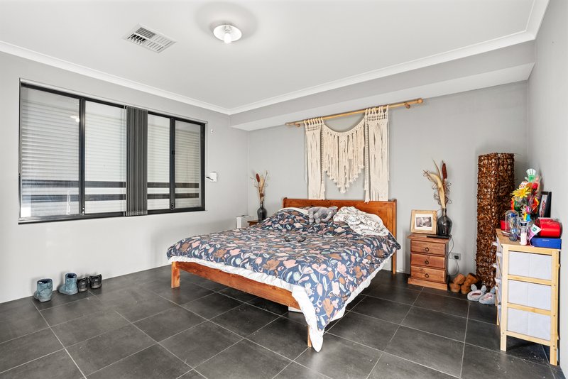 Photo - 1 Ingarfield Green, Baldivis WA 6171 - Image 13
