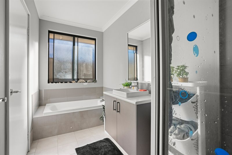 Photo - 1 Ingarfield Green, Baldivis WA 6171 - Image 23