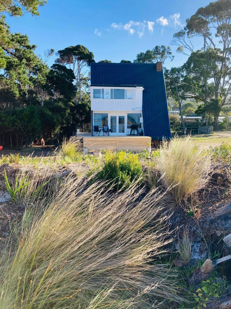 1 Irby Boulevard, Sisters Beach TAS 7321