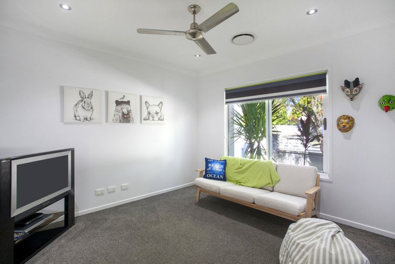 Photo - 1 Irene Street, Tewantin QLD 4565 - Image 3