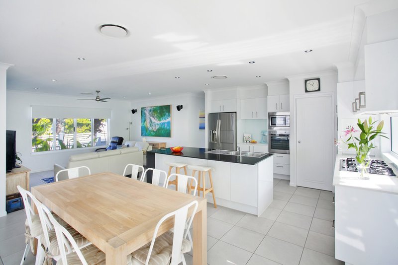 Photo - 1 Irene Street, Tewantin QLD 4565 - Image 8