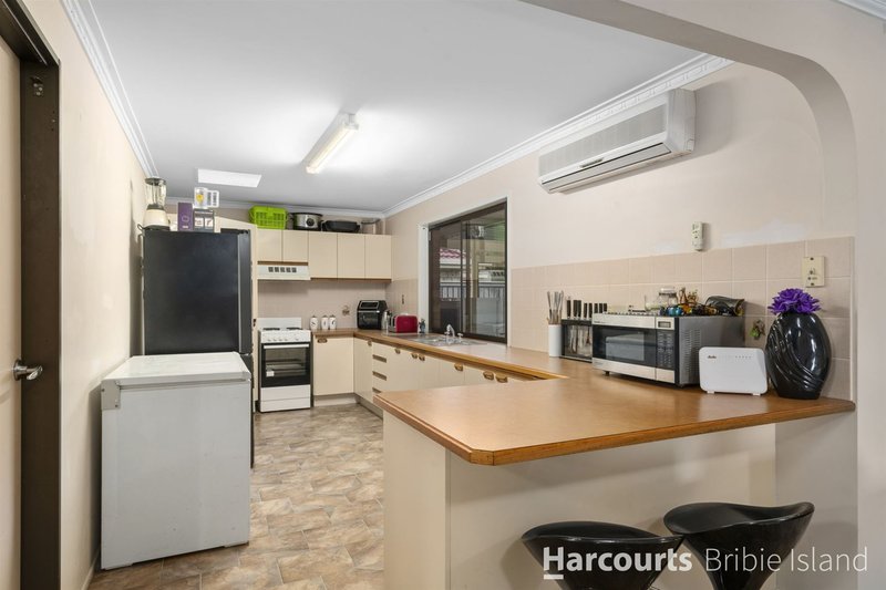 Photo - 1 Iris Crt , Bongaree QLD 4507 - Image 4