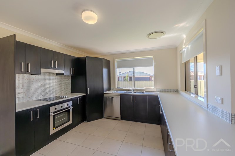 Photo - 1 Isaiah Way, Mildura VIC 3500 - Image 2