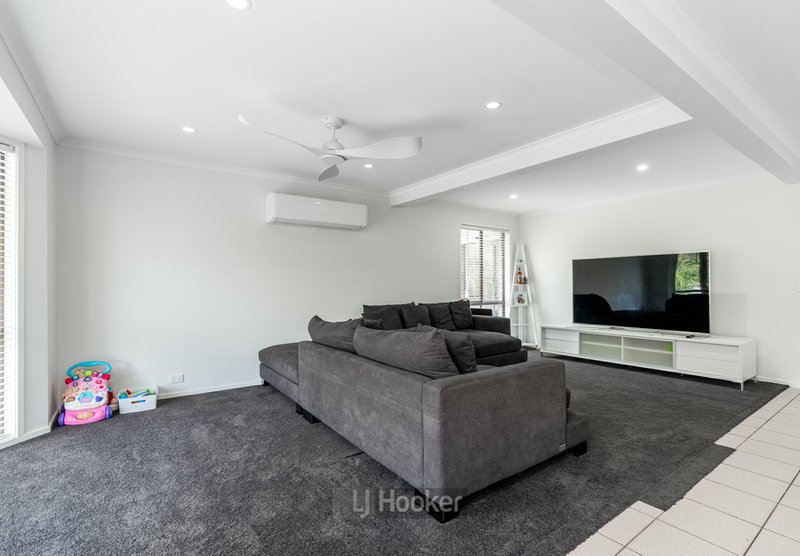 Photo - 1 Itea Court, Regents Park QLD 4118 - Image 3