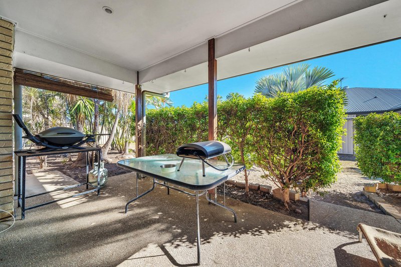 Photo - 1 Ivers Place, Emerald QLD 4720 - Image 17