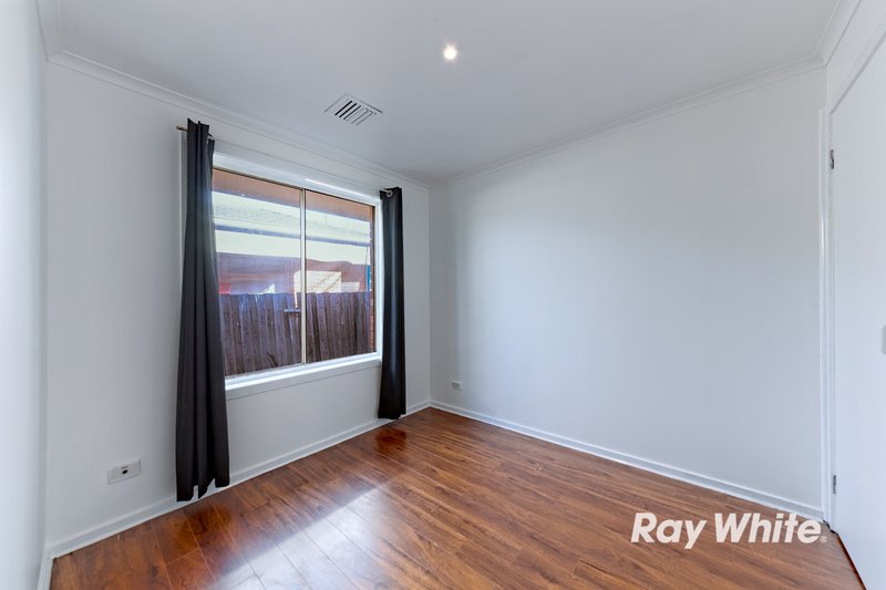 Photo - 1 Jabiru Court, Werribee VIC 3030 - Image 5