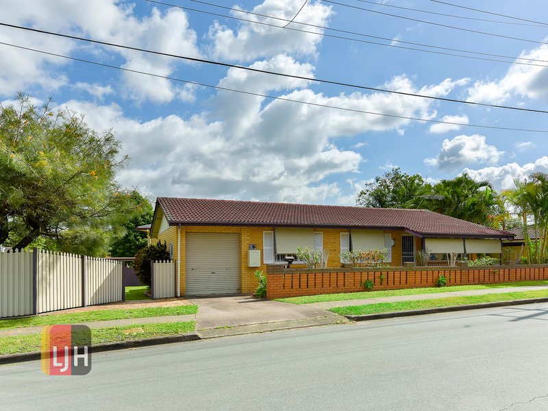 1 Jacaranda Drive, Albany Creek QLD 4035