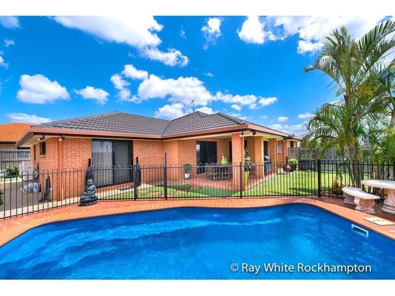 Photo - 1 Jacaranda Place, Norman Gardens QLD 4701 - Image 2