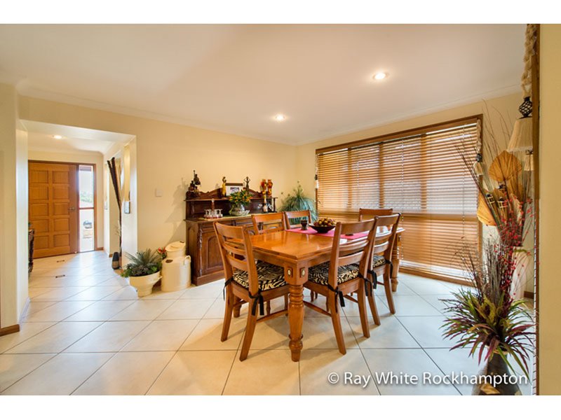 Photo - 1 Jacaranda Place, Norman Gardens QLD 4701 - Image 12