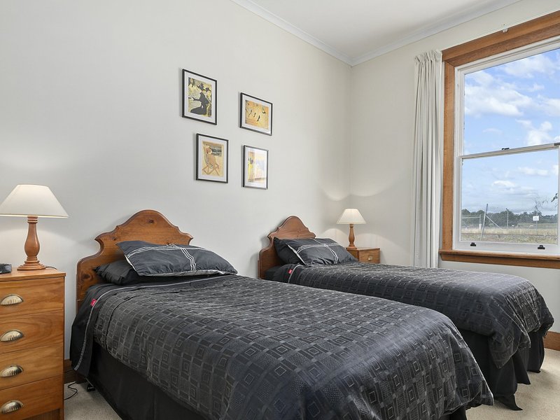 Photo - 1 Jackson Street, Wynyard TAS 7325 - Image 11