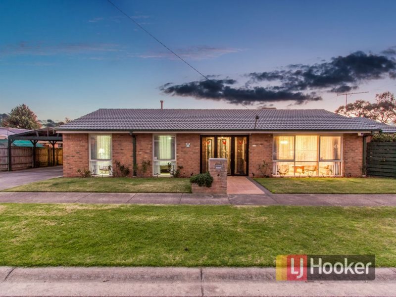 1 Jambe Court, Hampton Park VIC 3976